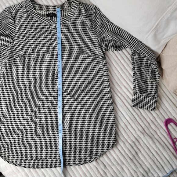 Talbots Blouse Small Black White Houndstooth Long Sleeve Work Top Career Wear - Picture 7 of 11